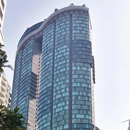 Private Room At Sky Suites Klcc By Irent365 Kuala Lumpur Exterior photo
